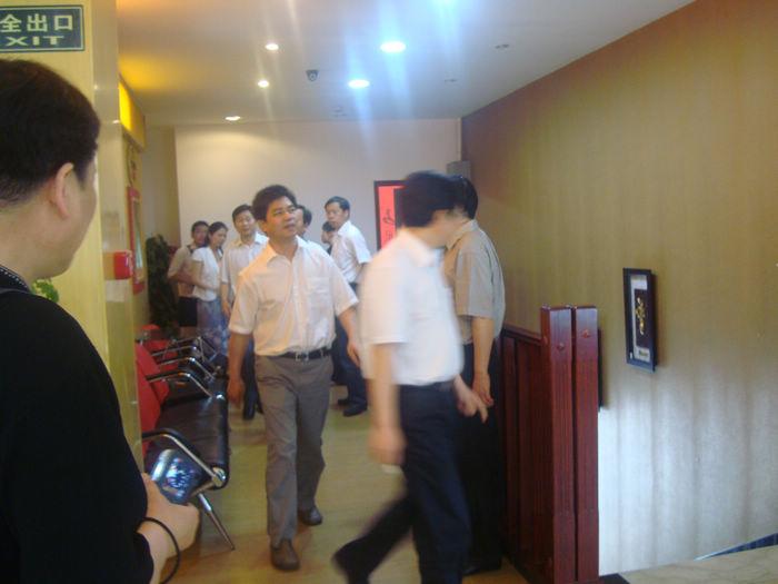 2010525113819244.jpg