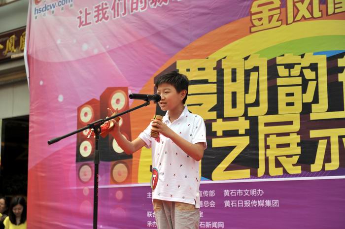 2012530123513356.jpg